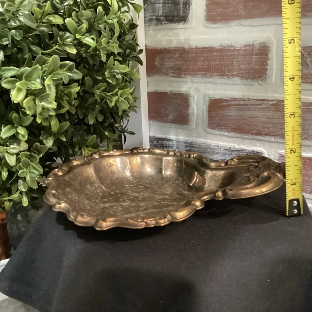 🟡 Vintage Floral Designed Metal Crafted Decor Tray - Very Unique - Very Nice - Picture 9 of 9